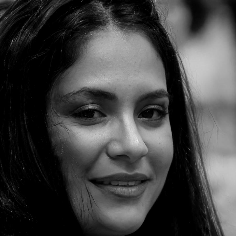 Retrato profesional de Agnès